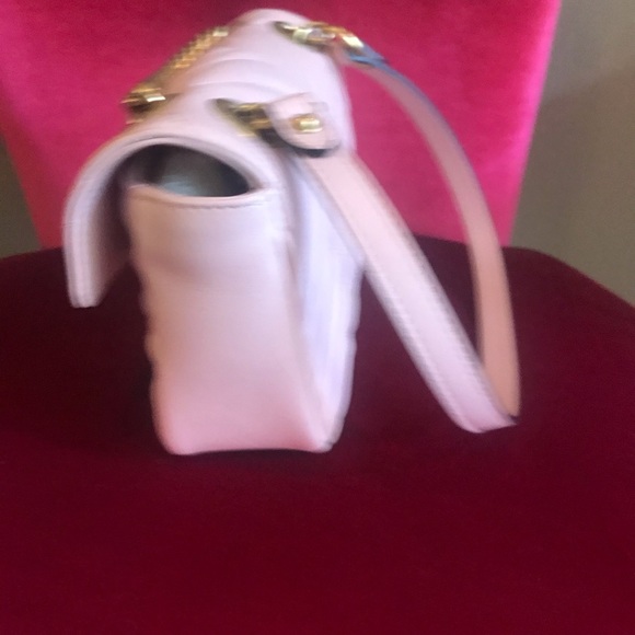Gucci Mini Marmont Bag in Blush - Picture 4 of 10